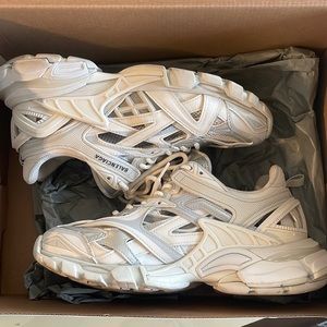 Balenciaga track 2 sneaker